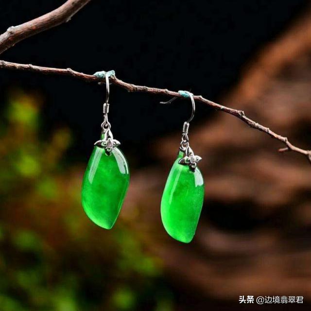 翡翠视频讲座视频大全翡翠知识视频教学-第16张图片-翡翠网 翡翠视频讲座视频大全翡翠知识视频教学-第16张图片-翡翠网