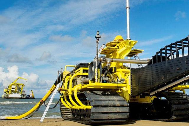 翡翠原石采矿教程翡翠原石表面-第4张图片-翡翠网 翡翠原石采矿教程翡翠原石表面-第4张图片-翡翠网