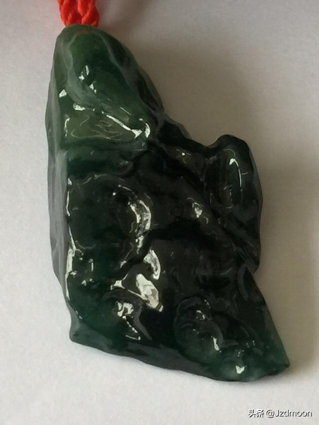 翡翠原石技巧,十二生肖翡翠原石-第1张图片-翡翠网 翡翠原石技巧,十二生肖翡翠原石-第1张图片-翡翠网