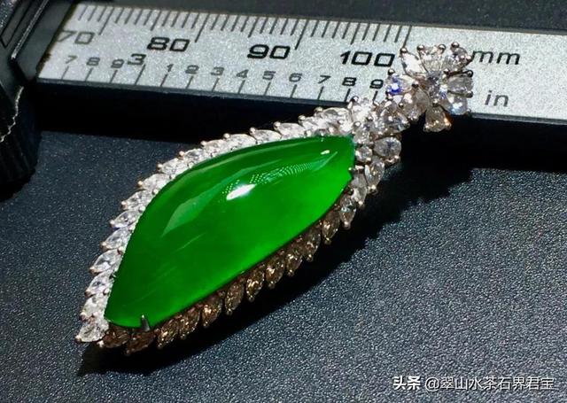 没雕刻的翡翠原石翡翠原石怎么雕刻-第1张图片-翡翠网 没雕刻的翡翠原石翡翠原石怎么雕刻-第1张图片-翡翠网