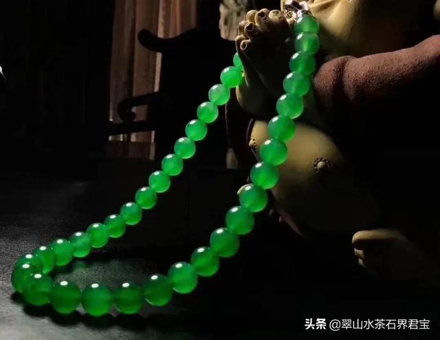 没雕刻的翡翠原石翡翠原石怎么雕刻-第8张图片-翡翠网 没雕刻的翡翠原石翡翠原石怎么雕刻-第8张图片-翡翠网