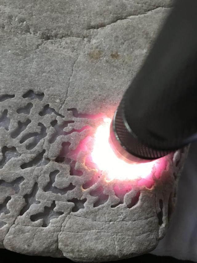 水翻砂水锈皮翡翠原石特征翡翠原石脱沙怎么看-第20张图片-翡翠网 水翻砂水锈皮翡翠原石特征翡翠原石脱沙怎么看-第20张图片-翡翠网