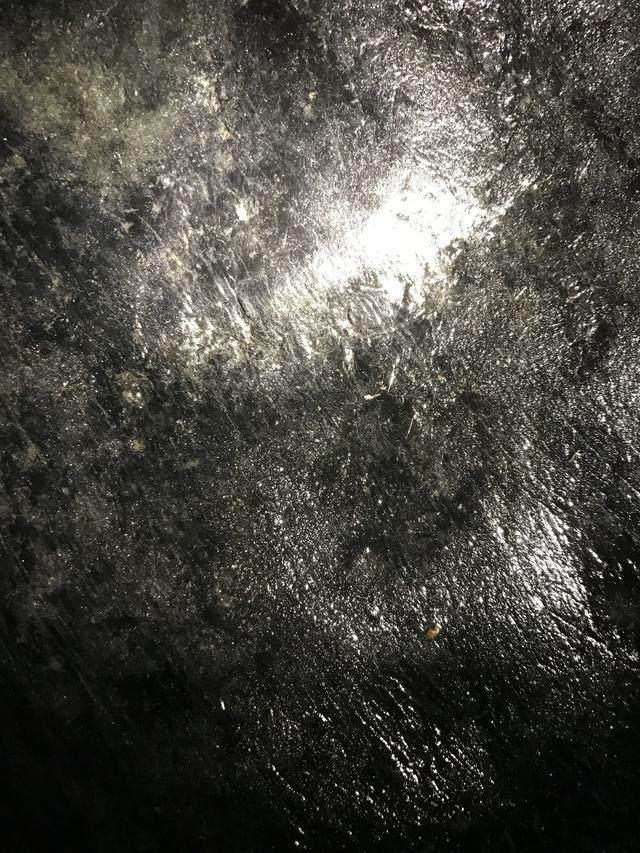 水翻砂水锈皮翡翠原石特征翡翠原石脱沙怎么看-第74张图片-翡翠网 水翻砂水锈皮翡翠原石特征翡翠原石脱沙怎么看-第74张图片-翡翠网