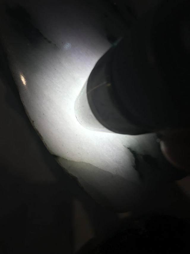 水翻砂水锈皮翡翠原石特征翡翠原石脱沙怎么看-第97张图片-翡翠网 水翻砂水锈皮翡翠原石特征翡翠原石脱沙怎么看-第97张图片-翡翠网