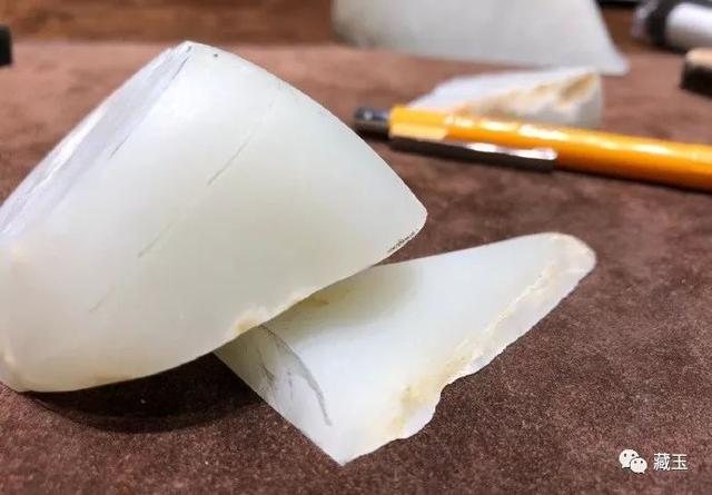 科普玉石知识,切翡翠知识科普-第9张图片-翡翠网 科普玉石知识,切翡翠知识科普-第9张图片-翡翠网