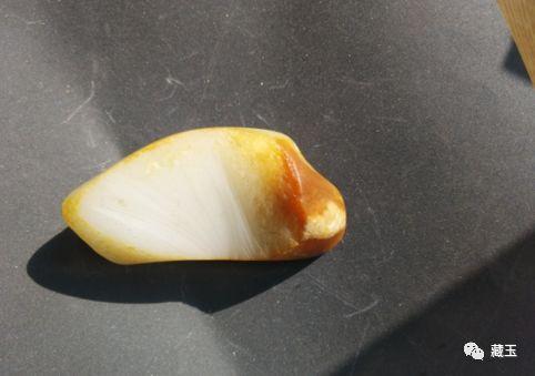 科普玉石知识,切翡翠知识科普-第10张图片-翡翠网 科普玉石知识,切翡翠知识科普-第10张图片-翡翠网