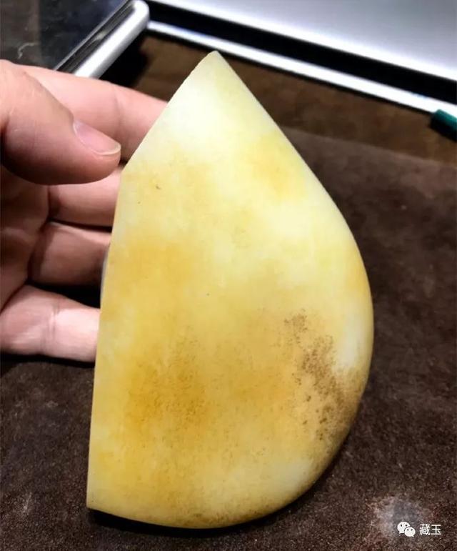 科普玉石知识,切翡翠知识科普-第11张图片-翡翠网 科普玉石知识,切翡翠知识科普-第11张图片-翡翠网