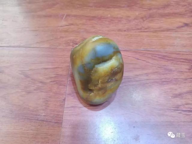 科普玉石知识,切翡翠知识科普-第18张图片-翡翠网 科普玉石知识,切翡翠知识科普-第18张图片-翡翠网