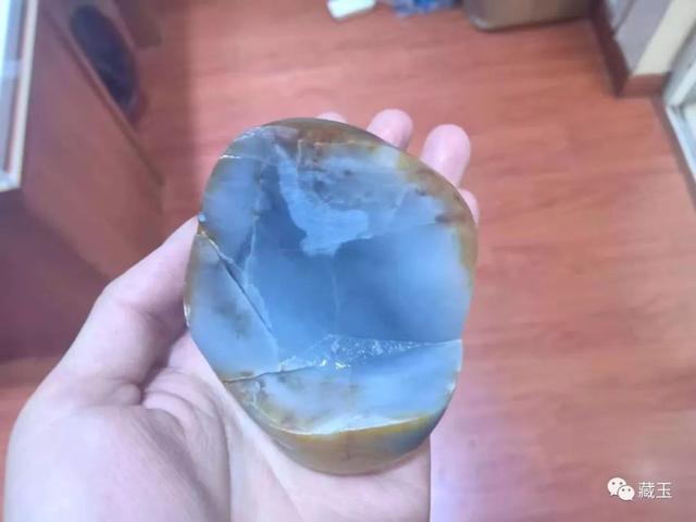 科普玉石知识,切翡翠知识科普-第20张图片-翡翠网 科普玉石知识,切翡翠知识科普-第20张图片-翡翠网