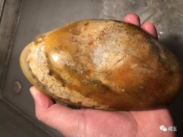 科普玉石知识,切翡翠知识科普-第23张图片-翡翠网 科普玉石知识,切翡翠知识科普-第23张图片-翡翠网