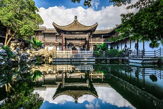 阳春绿翡翠明料价格的简单介绍-第4张图片-翡翠网 阳春绿翡翠明料价格的简单介绍-第4张图片-翡翠网