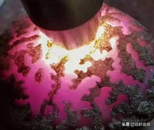 翡翠紫罗兰原石,粉紫色翡翠原石-第1张图片-翡翠网 翡翠紫罗兰原石,粉紫色翡翠原石-第1张图片-翡翠网