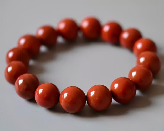 珍珠翡翠鸡血石价格鸡血石价格多少-第5张图片-翡翠网 珍珠翡翠鸡血石价格鸡血石价格多少-第5张图片-翡翠网