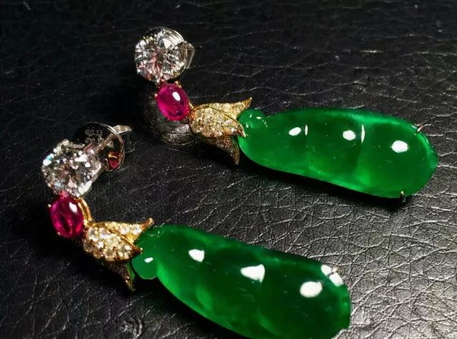 珍珠翡翠鸡血石价格鸡血石价格多少-第12张图片-翡翠网 珍珠翡翠鸡血石价格鸡血石价格多少-第12张图片-翡翠网