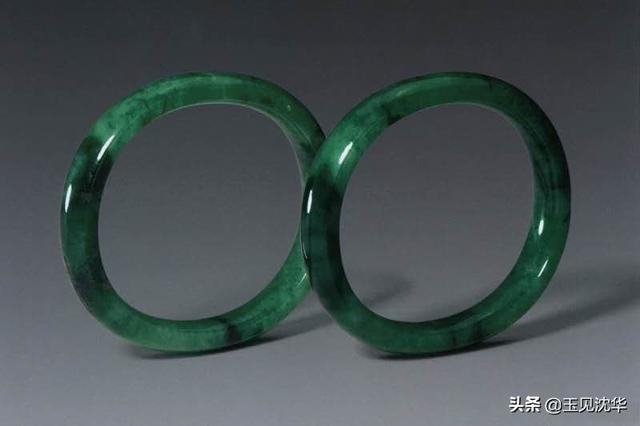 最早方形翡翠手镯,方形手镯是不好吗-第8张图片-翡翠网 最早方形翡翠手镯,方形手镯是不好吗-第8张图片-翡翠网