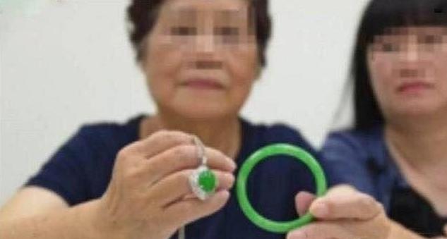 翡翠b货的价格a货翡翠手镯-第3张图片-翡翠网 翡翠b货的价格a货翡翠手镯-第3张图片-翡翠网