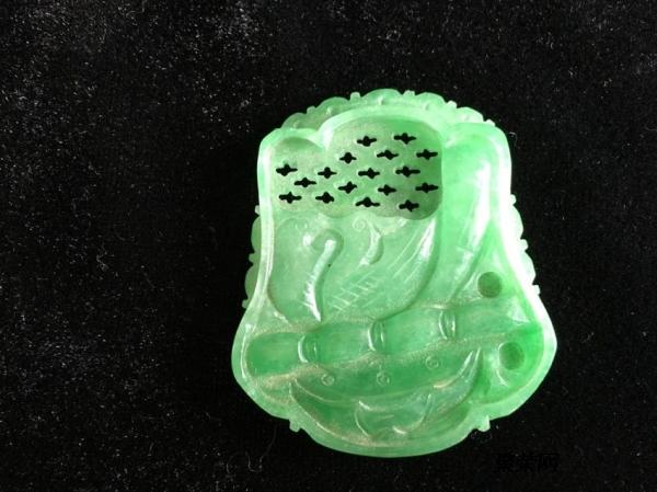 翡翠加工的基本知识,翡翠加工过程-第5张图片-翡翠网 翡翠加工的基本知识,翡翠加工过程-第5张图片-翡翠网