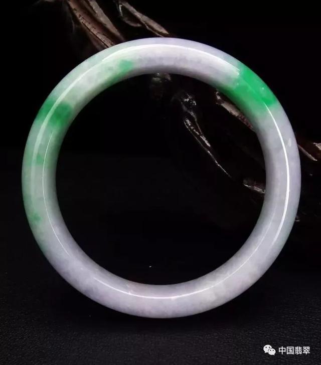 翡翠手镯横纹图,高冰白翡翠手镯图-第23张图片-翡翠网
