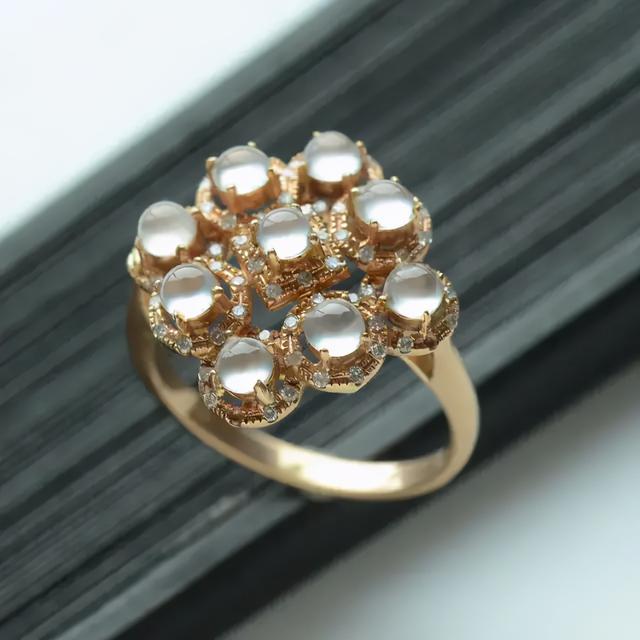 翡翠价格行话翡翠中常说的中五价是指多少钱-第4张图片-翡翠网 翡翠价格行话翡翠中常说的中五价是指多少钱-第4张图片-翡翠网