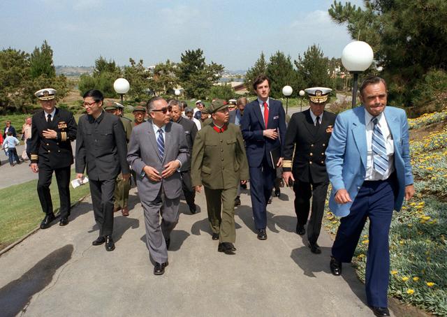 常宁翡翠矿场原石,翡翠的原石在哪里-第18张图片-翡翠网 常宁翡翠矿场原石,翡翠的原石在哪里-第18张图片-翡翠网