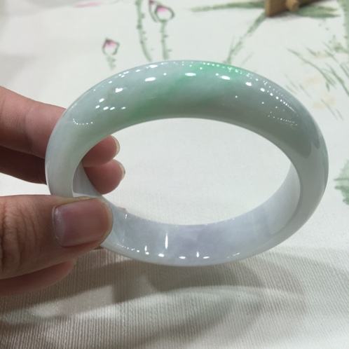 绵阳专业翡翠手镯鉴定的简单介绍-第1张图片-翡翠网 绵阳专业翡翠手镯鉴定的简单介绍-第1张图片-翡翠网