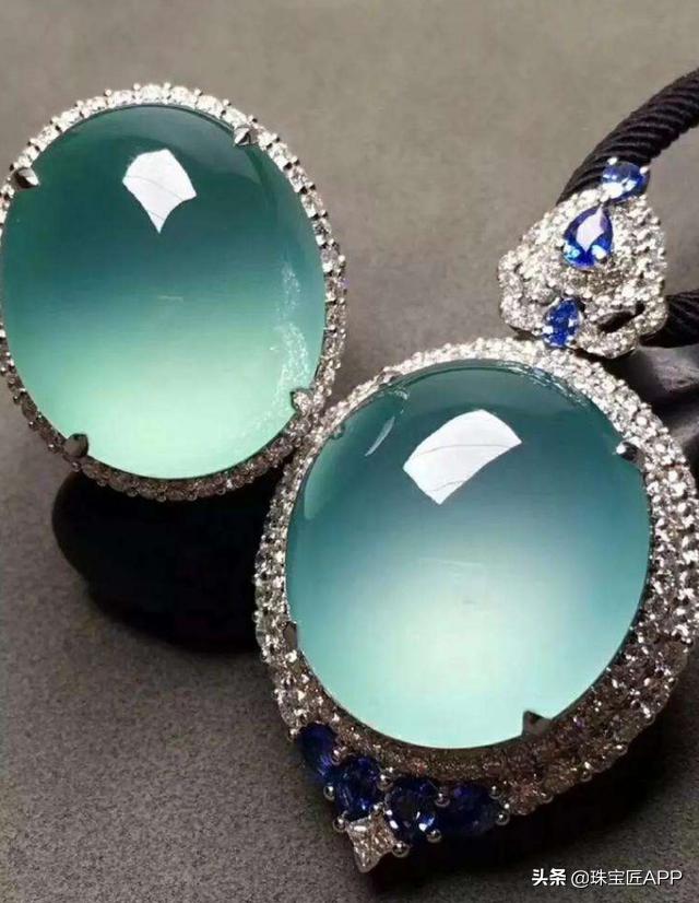 绿色危料翡翠危料蓝水翡翠挂件价格-第22张图片-翡翠网 绿色危料翡翠危料蓝水翡翠挂件价格-第22张图片-翡翠网