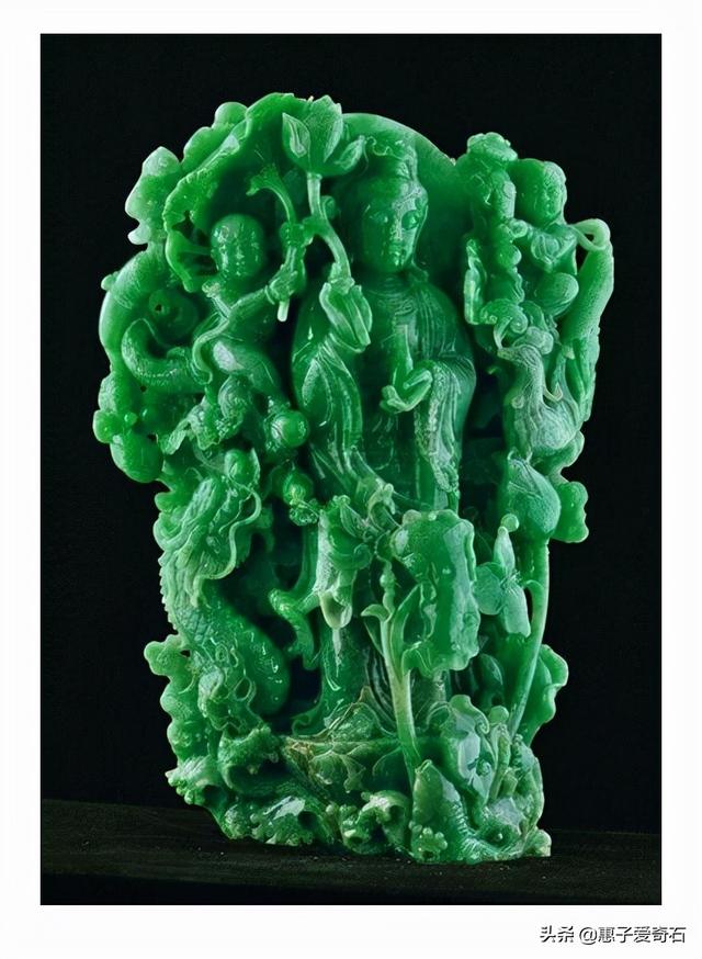 翡翠的原石在哪里翡翠非羽手镯原石冰种绿玉-第10张图片-翡翠网 翡翠的原石在哪里翡翠非羽手镯原石冰种绿玉-第10张图片-翡翠网