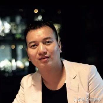 高档翡翠摆件图片价格,顶级玉石翡翠图片摆件-第21张图片-翡翠网 高档翡翠摆件图片价格,顶级玉石翡翠图片摆件-第21张图片-翡翠网