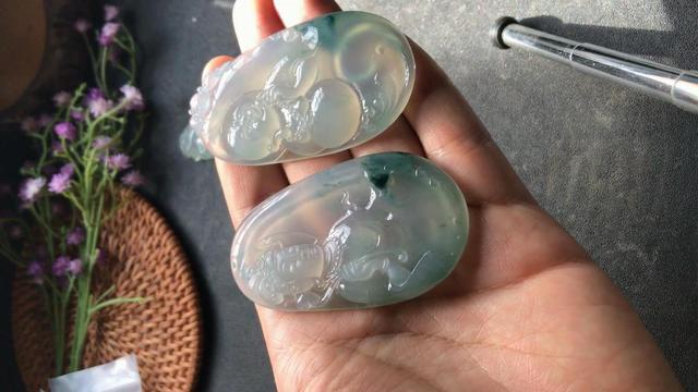 进口翡翠原石价格的简单介绍-第10张图片-翡翠网 进口翡翠原石价格的简单介绍-第10张图片-翡翠网