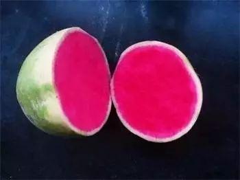 翡翠的原石在哪里翡翠原石老董-第9张图片-翡翠网 翡翠的原石在哪里翡翠原石老董-第9张图片-翡翠网