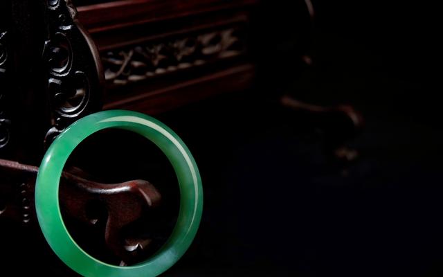 淘宝上的翡翠原石是真的吗的简单介绍-第1张图片-翡翠网 淘宝上的翡翠原石是真的吗的简单介绍-第1张图片-翡翠网