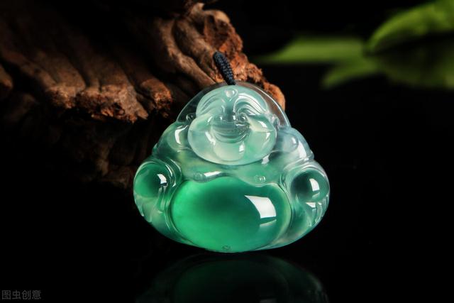 翡翠原石供应,云南在哪儿可以捡翡翠原石-第4张图片-翡翠网 翡翠原石供应,云南在哪儿可以捡翡翠原石-第4张图片-翡翠网