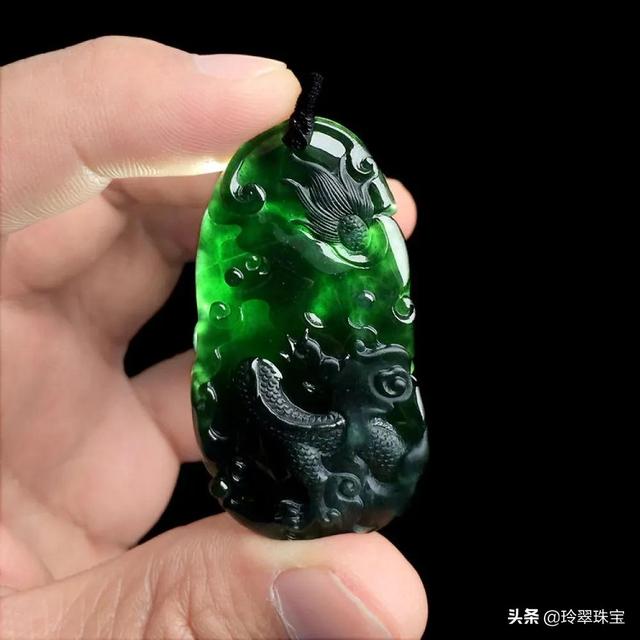 包含墨翠翡翠手镯什么样的的词条-第6张图片-翡翠网 包含墨翠翡翠手镯什么样的的词条-第6张图片-翡翠网