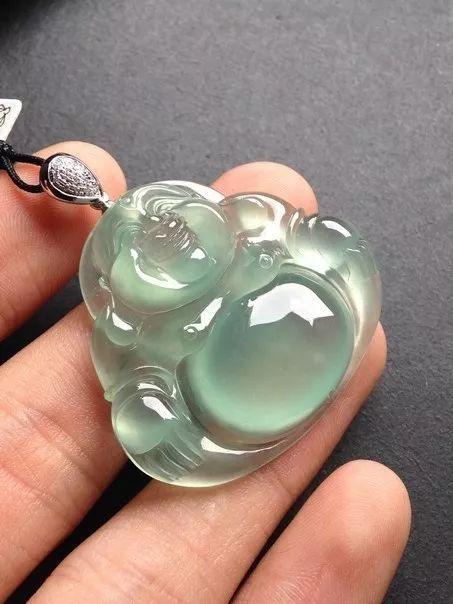 翡翠飘花和飘色,老蓝水飘花翡翠牌子价格-第8张图片-翡翠网 翡翠飘花和飘色,老蓝水飘花翡翠牌子价格-第8张图片-翡翠网