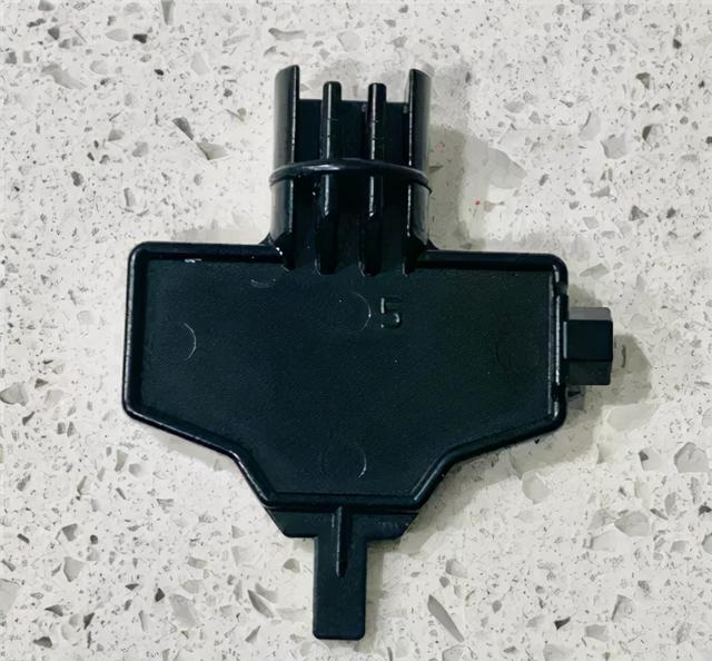 浅水绿翡翠手镯图片飘阳绿翡翠手镯-第7张图片-翡翠网 浅水绿翡翠手镯图片飘阳绿翡翠手镯-第7张图片-翡翠网