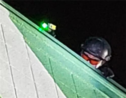 浅水绿翡翠手镯图片飘阳绿翡翠手镯-第21张图片-翡翠网 浅水绿翡翠手镯图片飘阳绿翡翠手镯-第21张图片-翡翠网