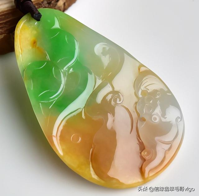 三色翡翠属于什么档次,黄夹绿翡翠价格-第4张图片-翡翠网 三色翡翠属于什么档次,黄夹绿翡翠价格-第4张图片-翡翠网