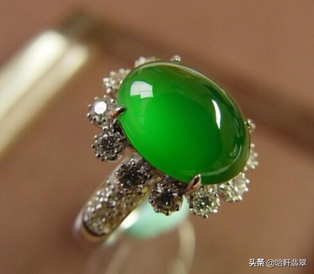 糖蛋白鉴别翡翠知识翡翠的特点与鉴定-第3张图片-翡翠网 糖蛋白鉴别翡翠知识翡翠的特点与鉴定-第3张图片-翡翠网