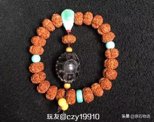 翡翠原石怎么盘包浆,翡翠的包浆是什么-第18张图片-翡翠网 翡翠原石怎么盘包浆,翡翠的包浆是什么-第18张图片-翡翠网