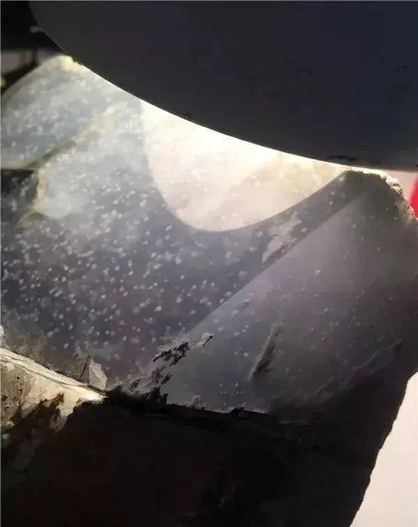 河源冰种翡翠原石,翡翠冰种玻璃种-第4张图片-翡翠网 河源冰种翡翠原石,翡翠冰种玻璃种-第4张图片-翡翠网