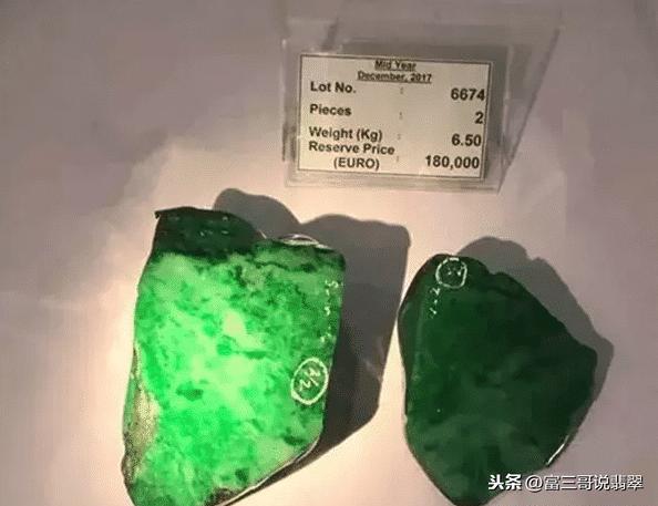 冰春翡翠手镯价格,冰种翡翠为什么那么贵-第1张图片-翡翠网 冰春翡翠手镯价格,冰种翡翠为什么那么贵-第1张图片-翡翠网