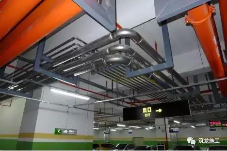 买的翡翠原石有刺鼻味,酸洗翡翠原石图例-第7张图片-翡翠网 买的翡翠原石有刺鼻味,酸洗翡翠原石图例-第7张图片-翡翠网