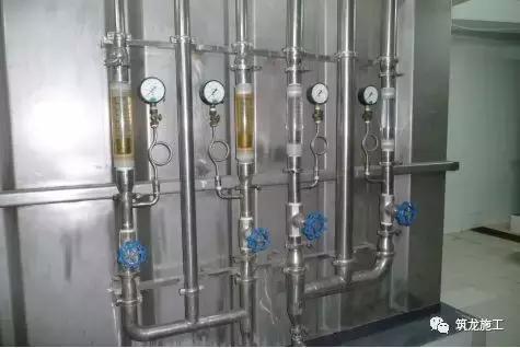 买的翡翠原石有刺鼻味,酸洗翡翠原石图例-第50张图片-翡翠网 买的翡翠原石有刺鼻味,酸洗翡翠原石图例-第50张图片-翡翠网