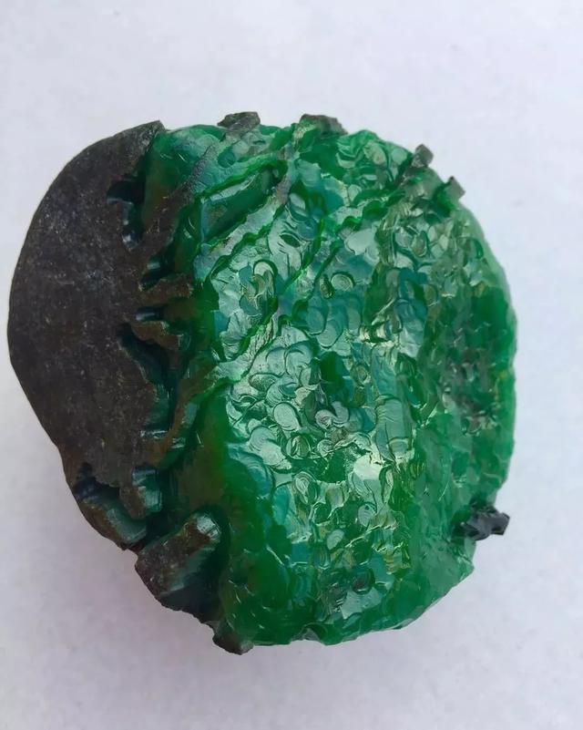 怎么选翡翠原石,40公斤莫湾基翡翠原石色料-第6张图片-翡翠网 怎么选翡翠原石,40公斤莫湾基翡翠原石色料-第6张图片-翡翠网