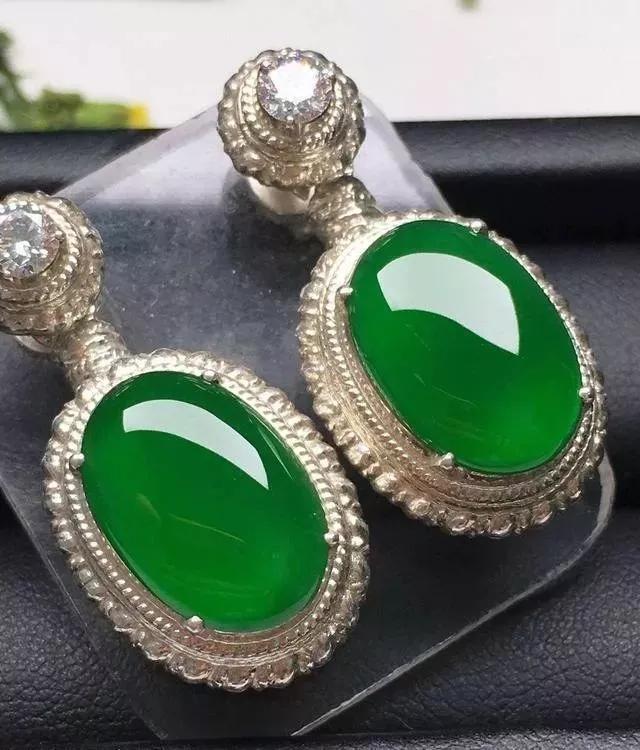 怎么选翡翠原石,40公斤莫湾基翡翠原石色料-第9张图片-翡翠网 怎么选翡翠原石,40公斤莫湾基翡翠原石色料-第9张图片-翡翠网