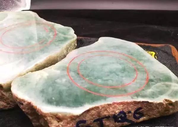 全是棉的会卡原石,翡翠原石内部的棉是如何形成的-第2张图片-翡翠网 全是棉的会卡原石,翡翠原石内部的棉是如何形成的-第2张图片-翡翠网