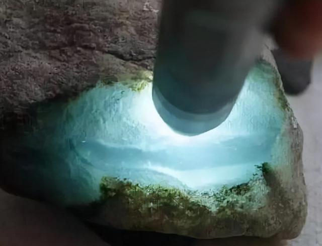 脚底板反射区图解谢区图片翡翠知识图解脚底反射区-第3张图片-翡翠网 脚底板反射区图解谢区图片翡翠知识图解脚底反射区-第3张图片-翡翠网