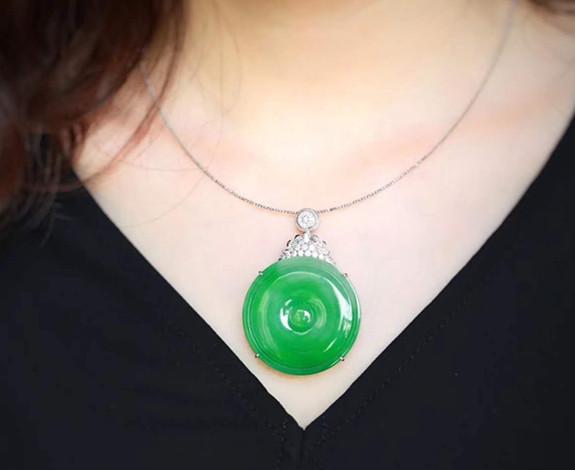 翡翠促销文案翡翠知识文案有趣-第1张图片-翡翠网 翡翠促销文案翡翠知识文案有趣-第1张图片-翡翠网