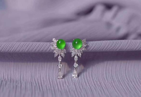 翡翠促销文案翡翠知识文案有趣-第8张图片-翡翠网 翡翠促销文案翡翠知识文案有趣-第8张图片-翡翠网