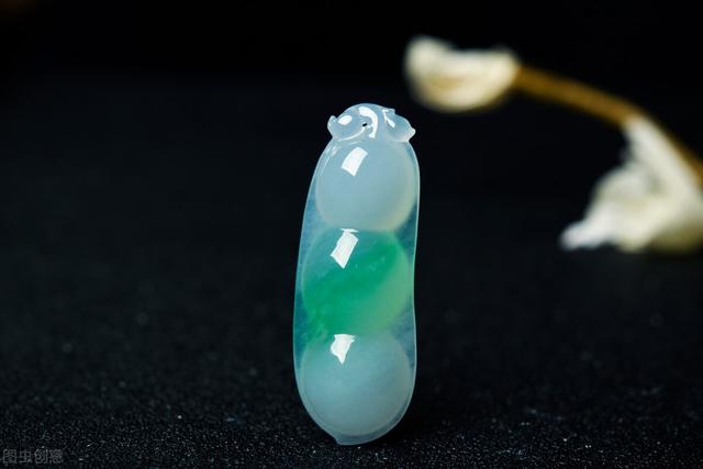 会卡翡翠原石的特点,如何寻找翡翠原石正规全国接单-第1张图片-翡翠网